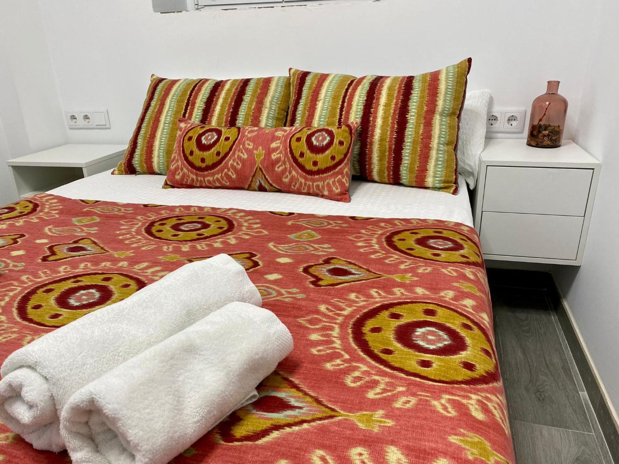 Anka Kurro Bed & Breakfast Rota Exterior photo