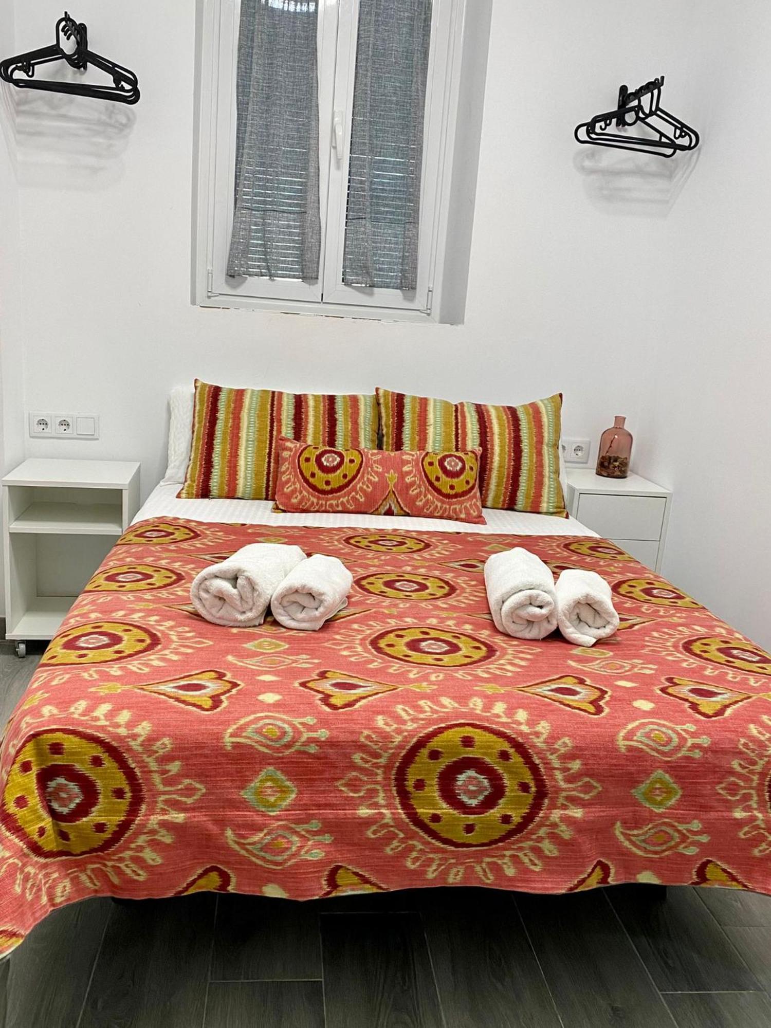 Anka Kurro Bed & Breakfast Rota Exterior photo